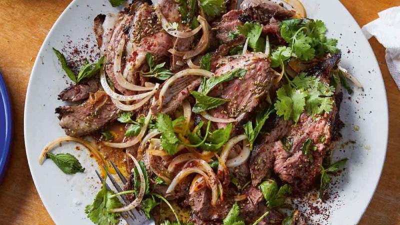 ادویه سماق در چه غذاهایی استفاده میشود