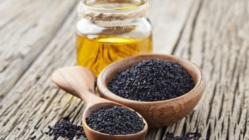 عرق زیره سیاه برای لاغری شکم