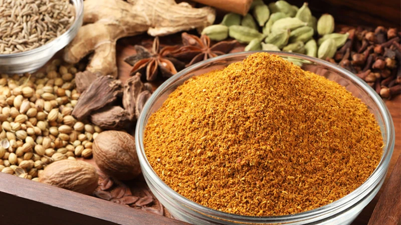 عوارض ادویه کاری از نگاه طب سنتی